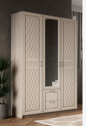 Шкаф трехдверный с зеркалом "Париж" № 2 в Лангепасе - langepas.mebel-tymen.ru | фото